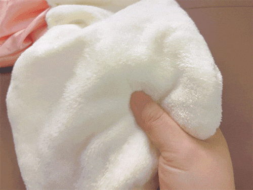 吹干好?10分钟轻松养成女明星「绸缎发」冰球突破豪华版app洗完头自然风干还是(图2) 吹干好?10分钟轻松养成女明星「绸缎发」冰球突破豪华版app洗完头自然风干还是(图2)